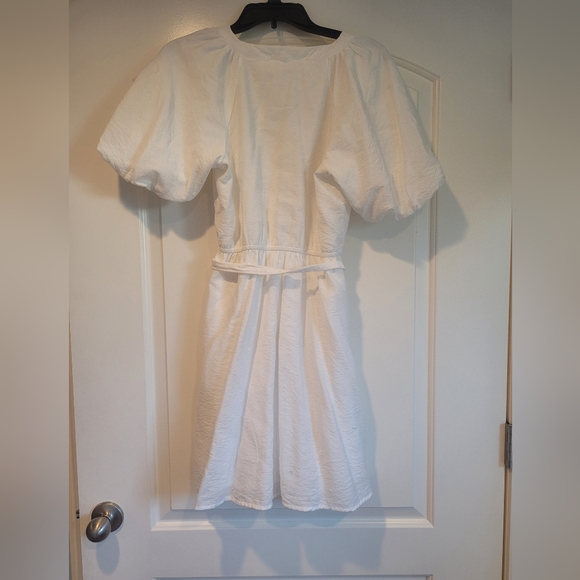 Nine West Women's White Button-up Puff Sleeve Dress with Sash and Pockets Size M - Picture 4 of 4
